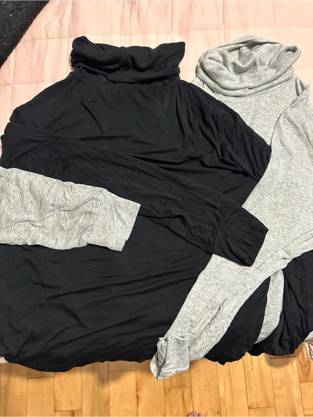 Two Universal Standard Foundation Turtlenecks Sz L (22-24)